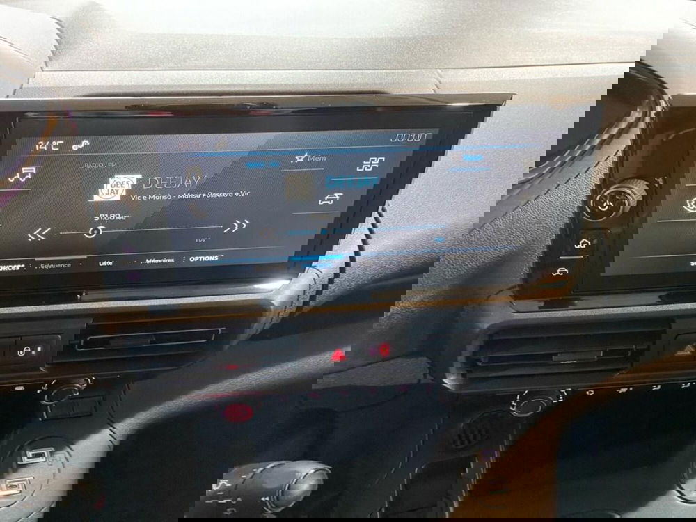 Peugeot Partner Furgone nuova a Torino (10)