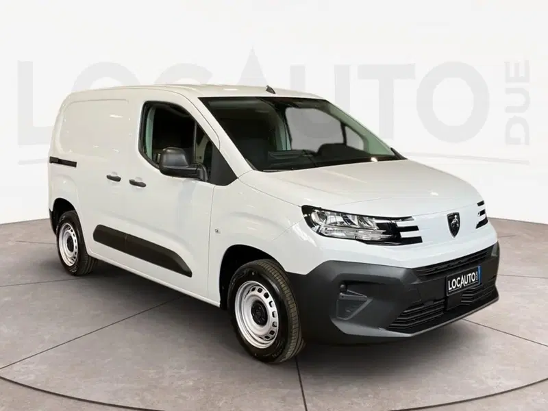 Peugeot Partner Furgone nuova a Torino (3)