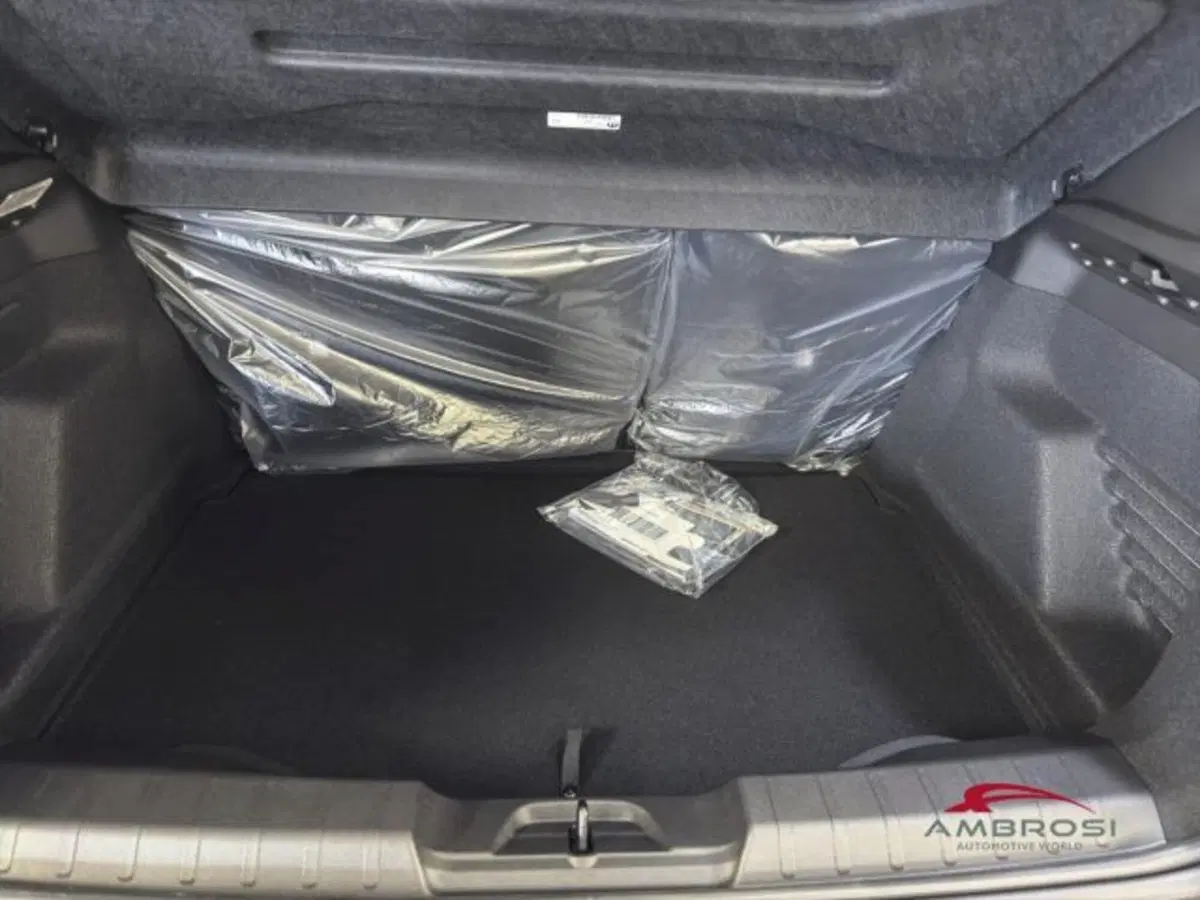 Jeep Avenger nuova a Perugia (9)
