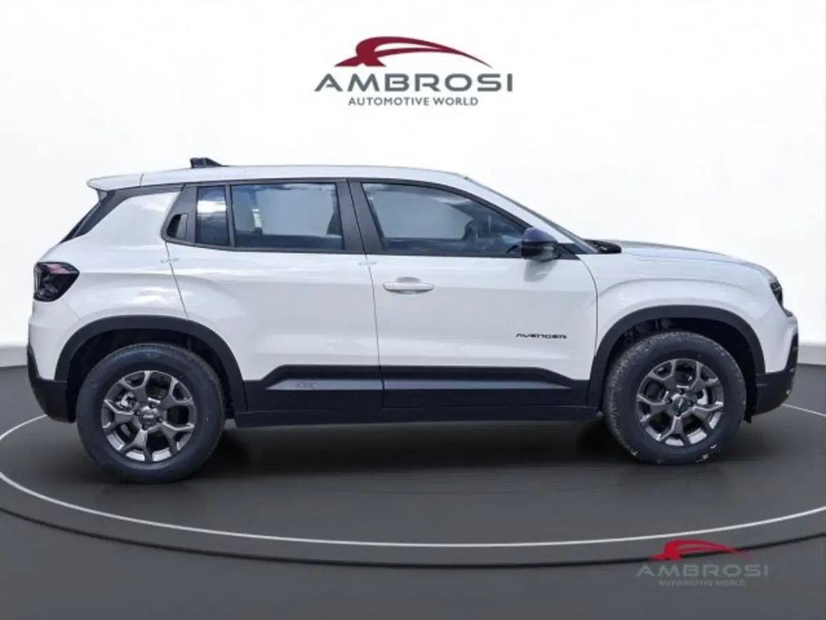 Jeep Avenger nuova a Perugia (5)