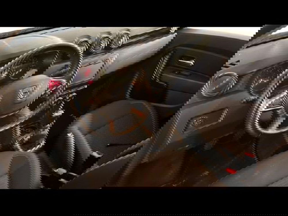 Dacia Duster usata a Firenze (10)