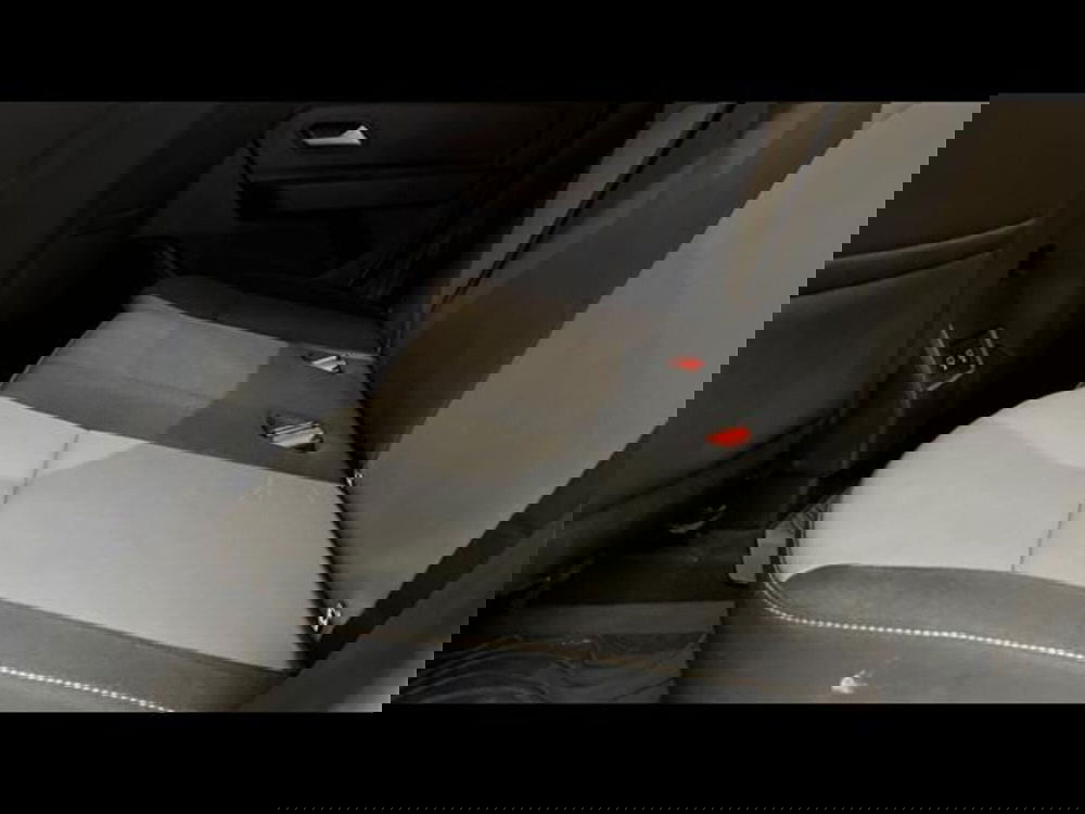 Dacia Duster usata a Firenze (13)