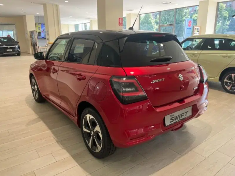 Suzuki Swift nuova a Torino (3)