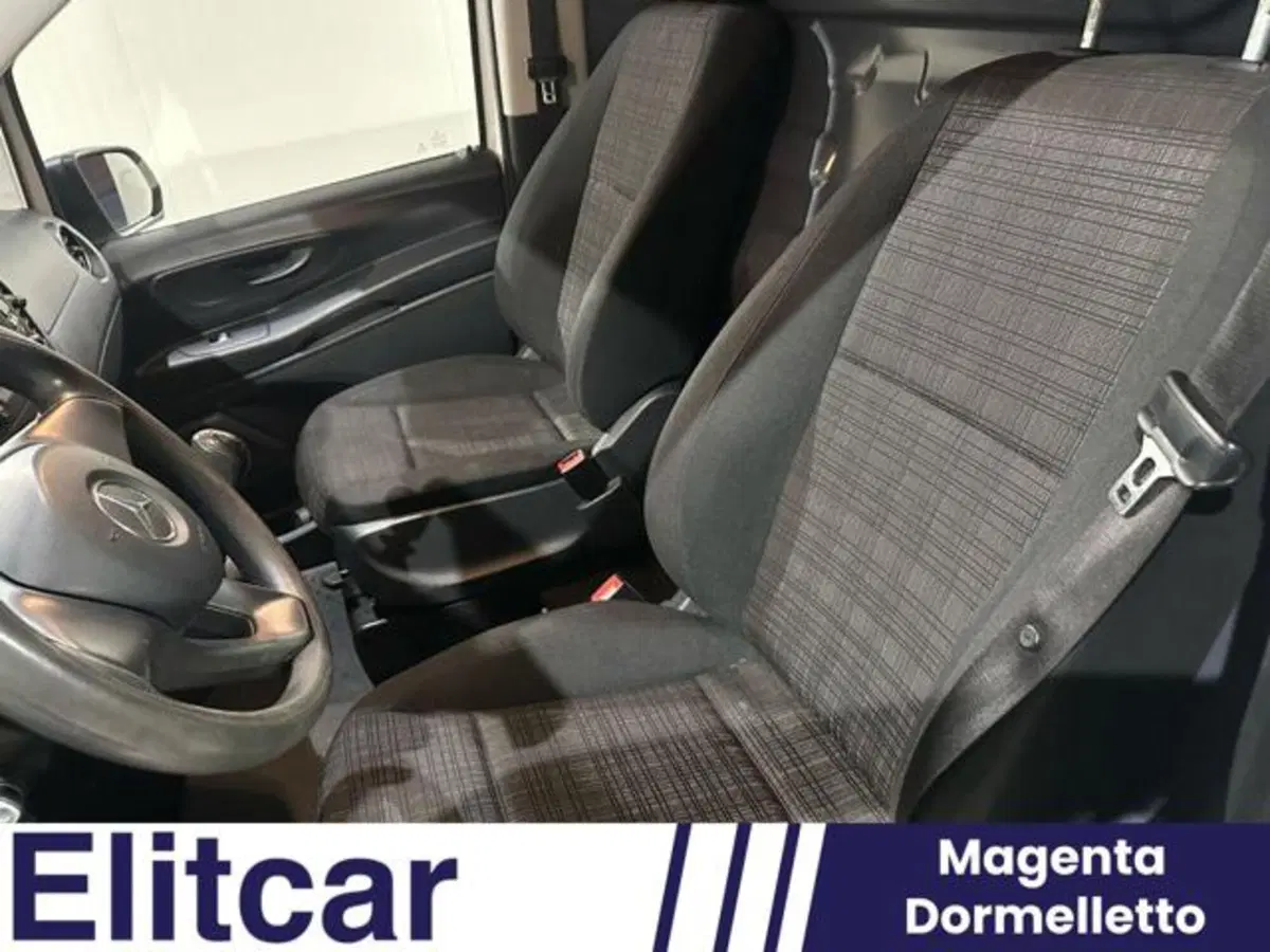 Mercedes-Benz Vito usata a Milano (10)