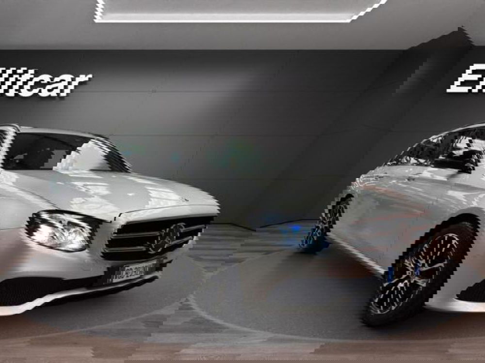 Mercedes-Benz Classe E Station Wagon usata a Milano (3)