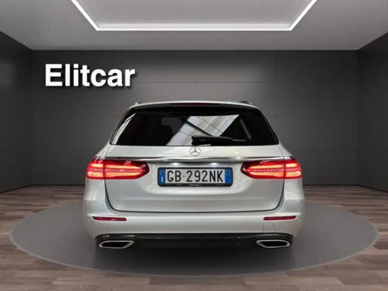 Mercedes-Benz Classe E Station Wagon usata a Milano (5)