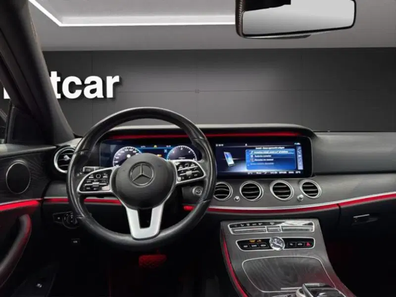 Mercedes-Benz Classe E Station Wagon usata a Milano (8)
