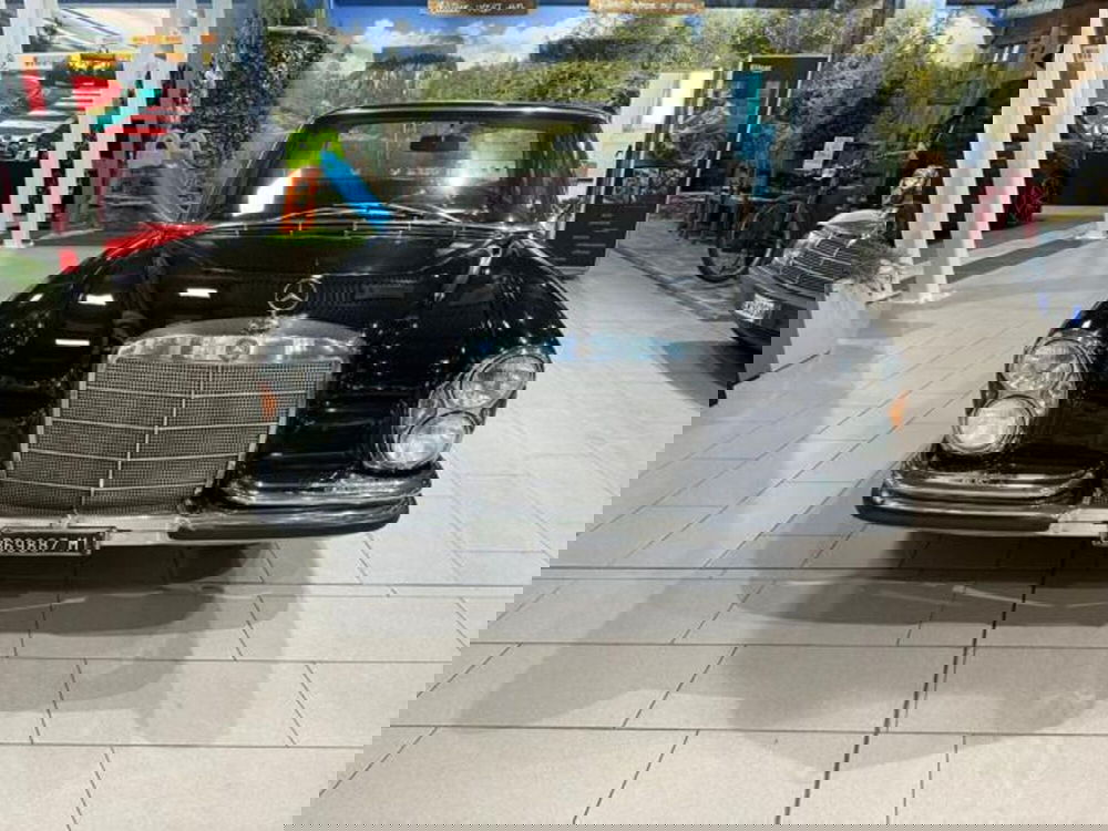 Mercedes-Benz 250 usata a Milano (2)