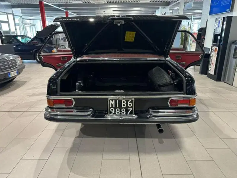 Mercedes-Benz 250 usata a Milano