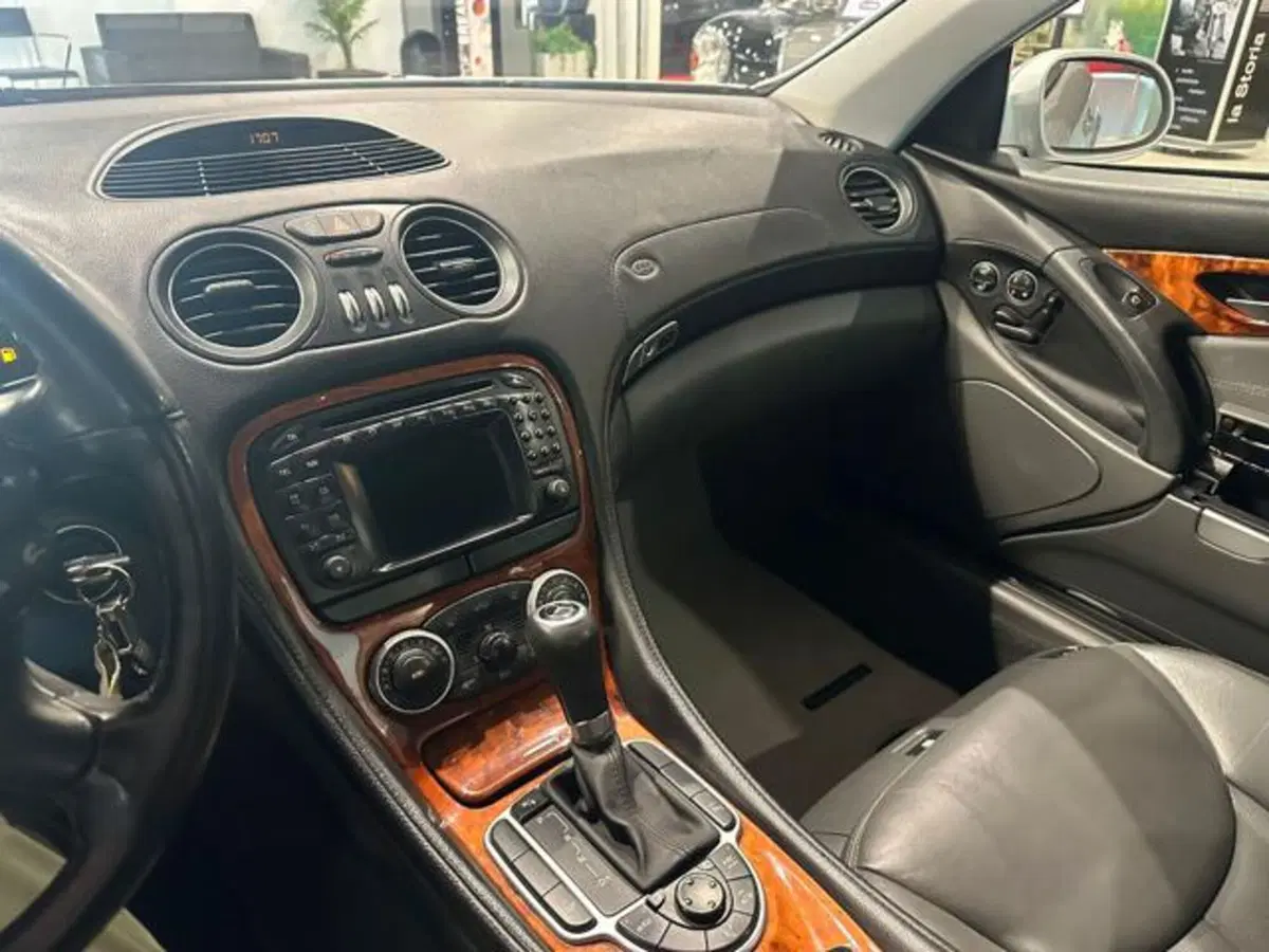 Mercedes-Benz SL usata a Milano (10)