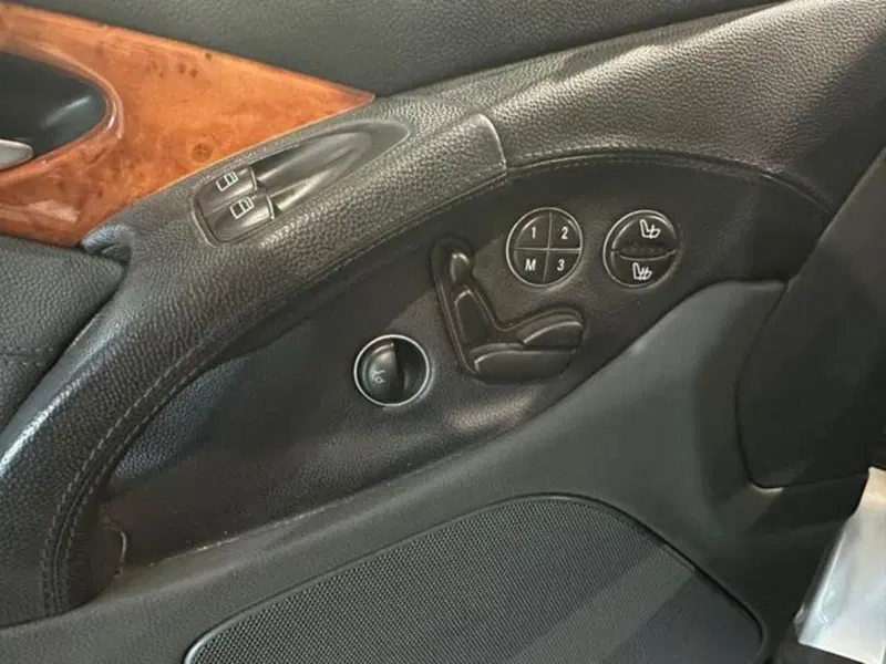 Mercedes-Benz SL usata a Milano (12)
