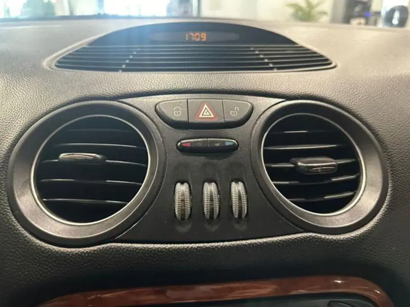 Mercedes-Benz SL usata a Milano (14)