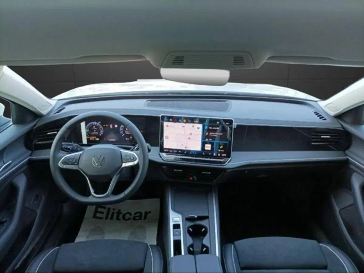 Volkswagen Passat nuova a Milano (9)