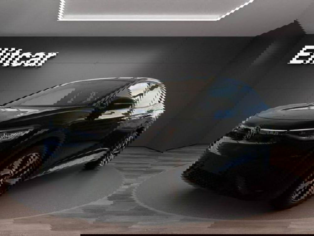 Volkswagen ID.5 nuova a Milano