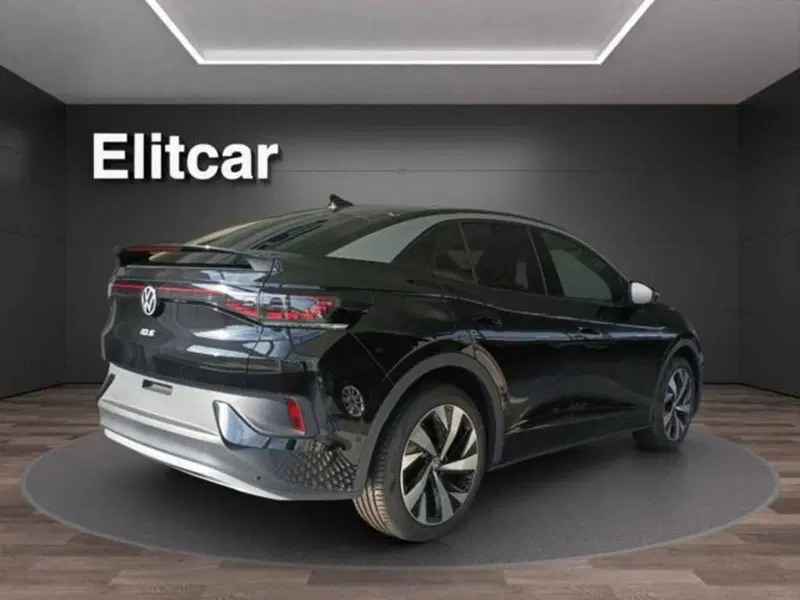 Volkswagen ID.5 nuova a Milano (3)