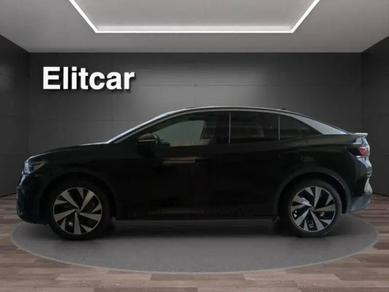 Volkswagen ID.5 nuova a Milano (4)
