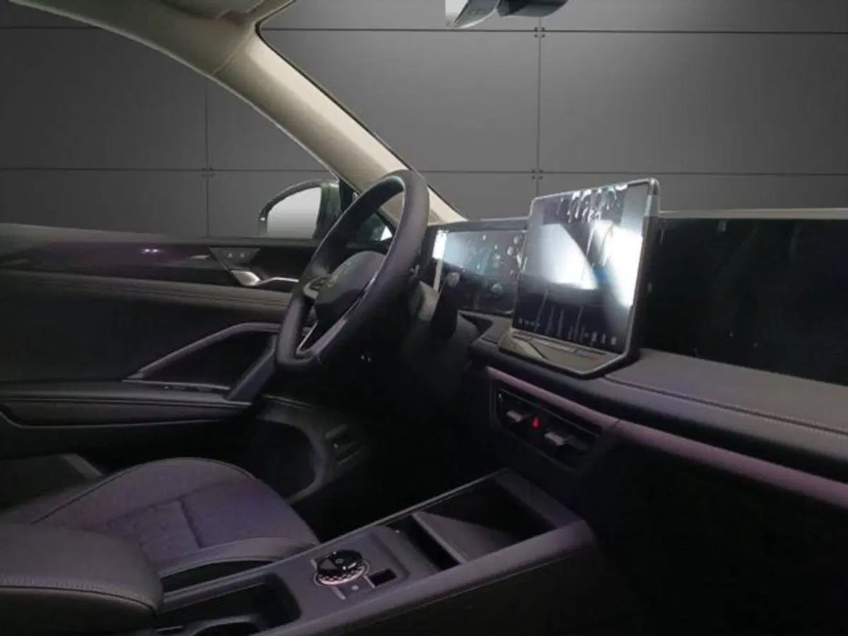 Volkswagen Tiguan nuova a Milano (10)