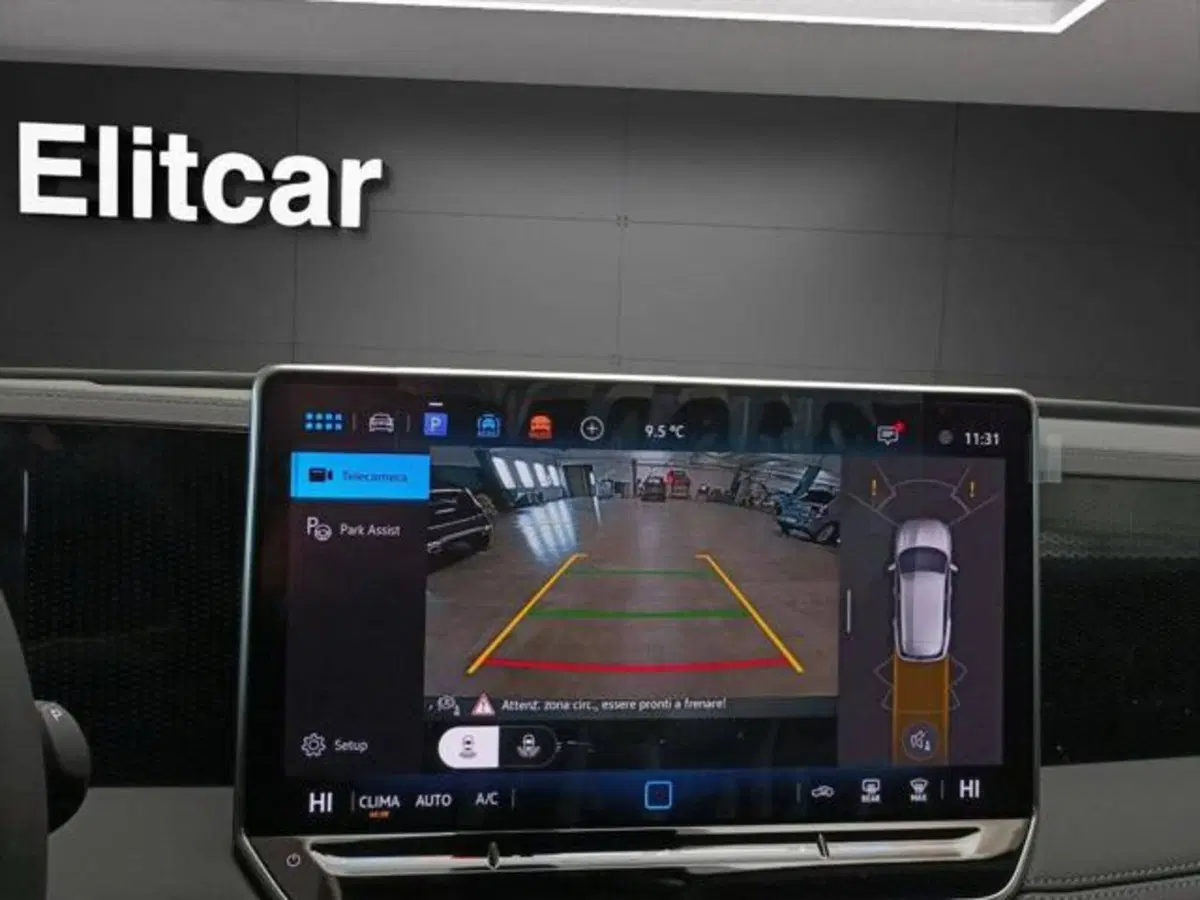 Volkswagen Tiguan nuova a Milano (12)