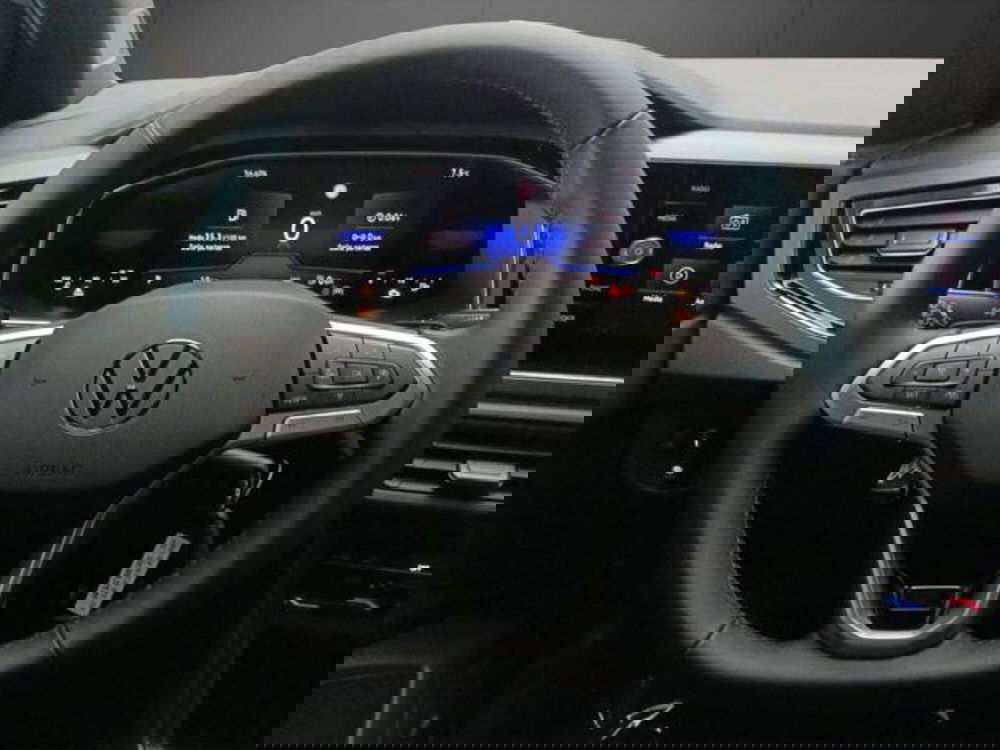 Volkswagen Polo nuova a Milano (11)