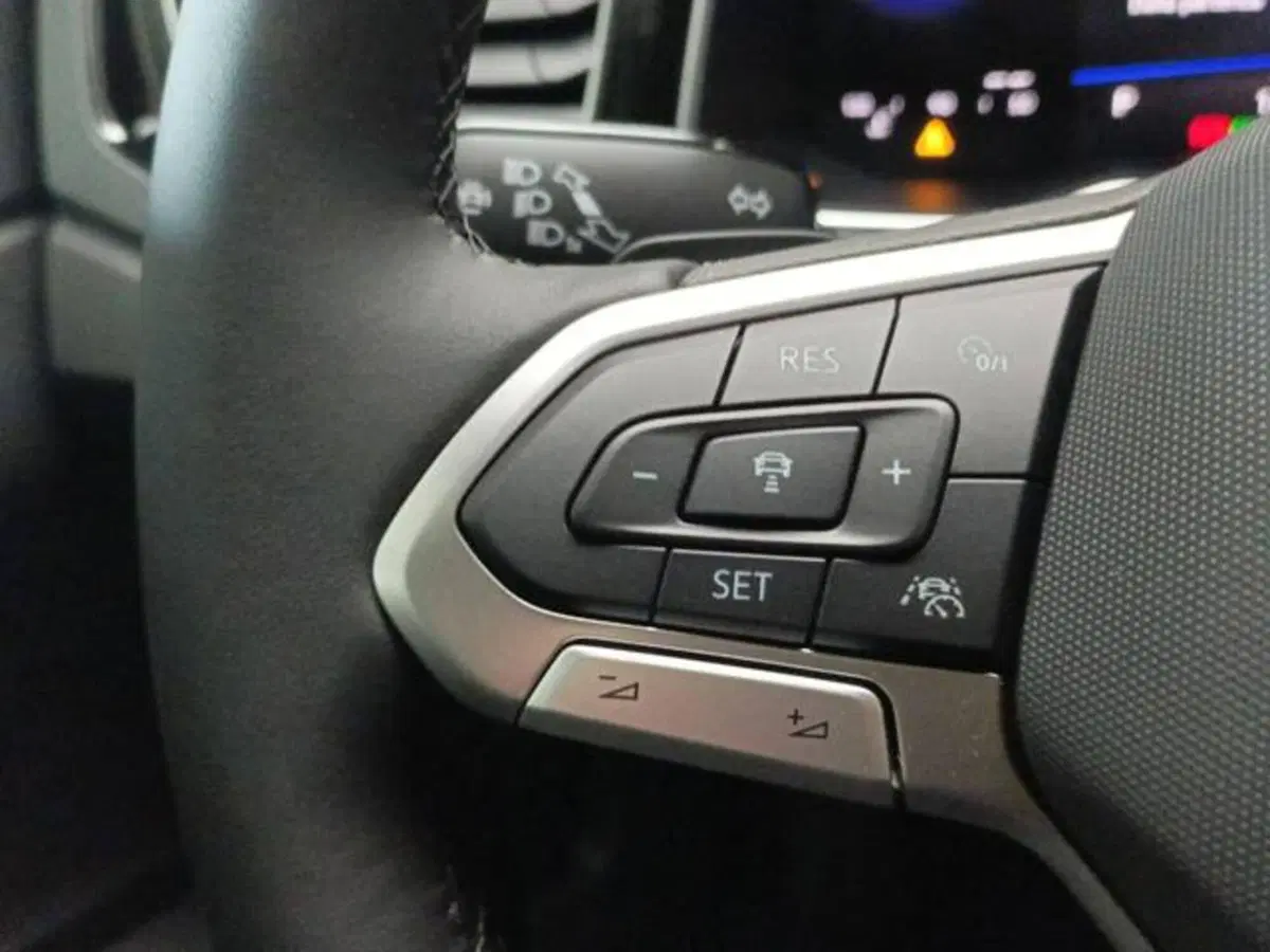 Volkswagen Polo nuova a Milano (12)