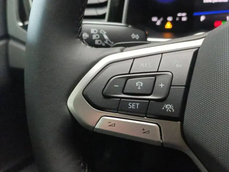 Volkswagen Polo nuova a Milano (12)