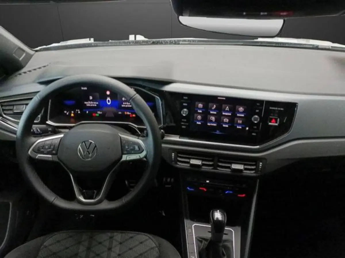 Volkswagen Polo nuova a Milano (8)