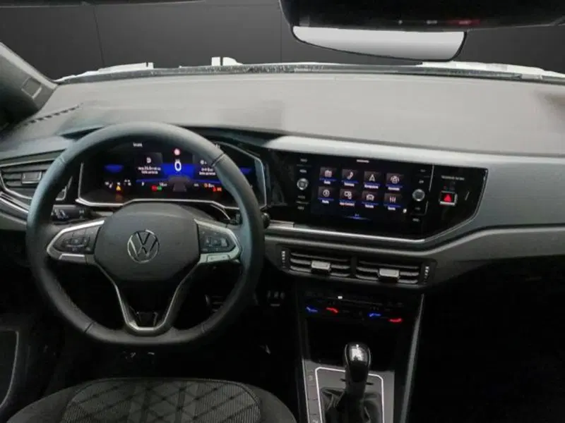 Volkswagen Polo nuova a Milano (8)