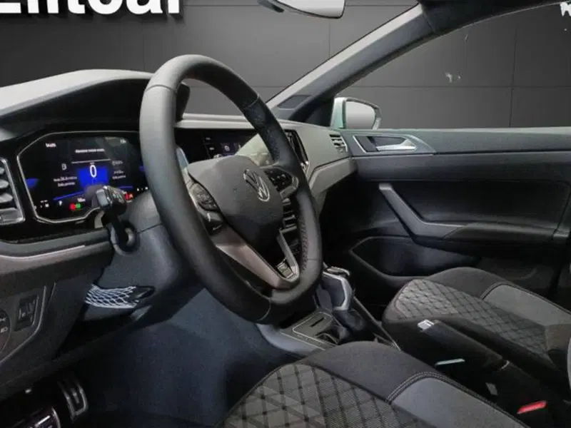 Volkswagen Polo nuova a Milano (9)