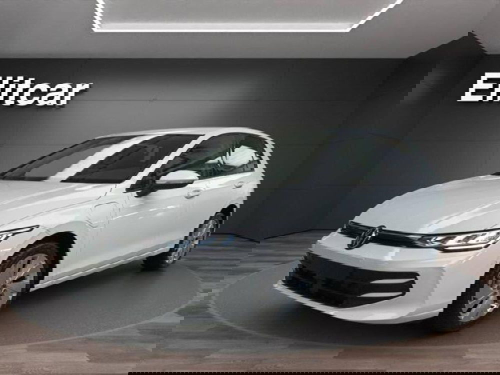 Volkswagen Golf nuova a Milano