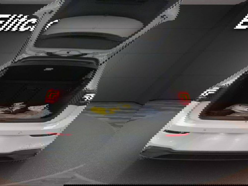 Volkswagen Golf nuova a Milano (16)