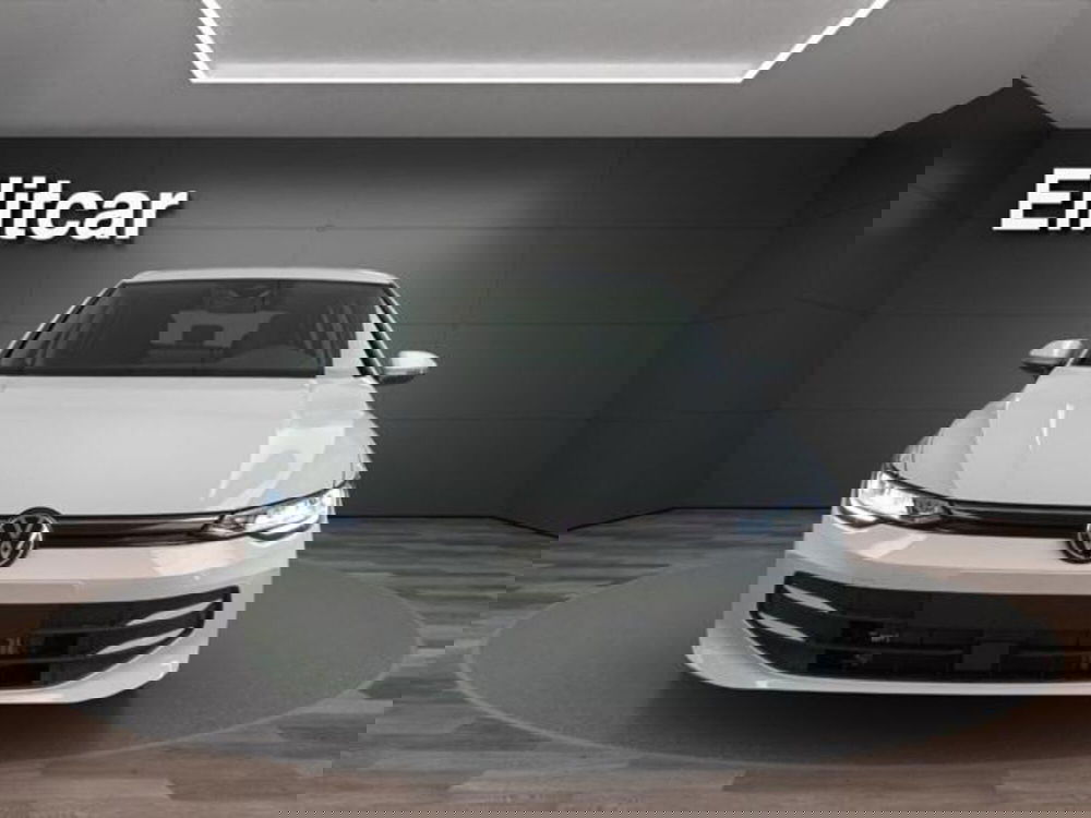 Volkswagen Golf nuova a Milano (2)