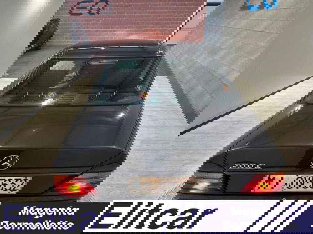 Mercedes-Benz 200 usata a Milano (5)