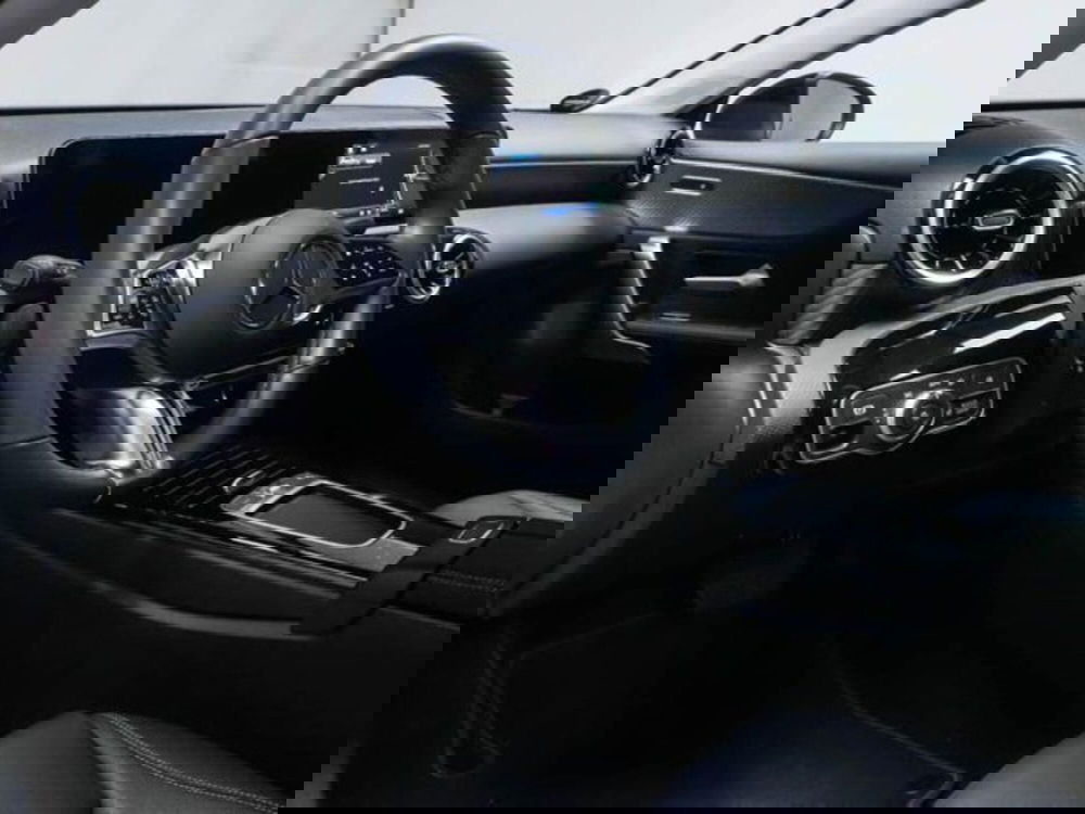 Mercedes-Benz Classe A Sedan usata a Novara (5)