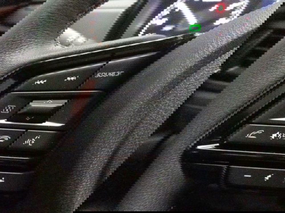 Subaru Forester nuova a Novara (10)