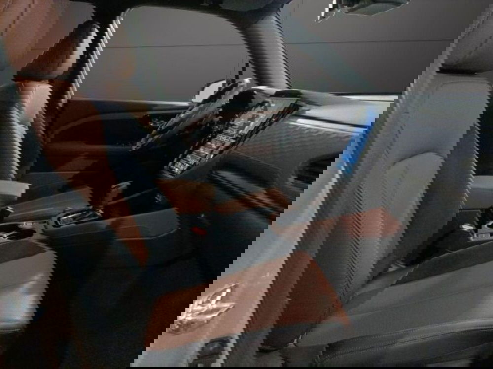 Subaru Forester nuova a Novara (13)