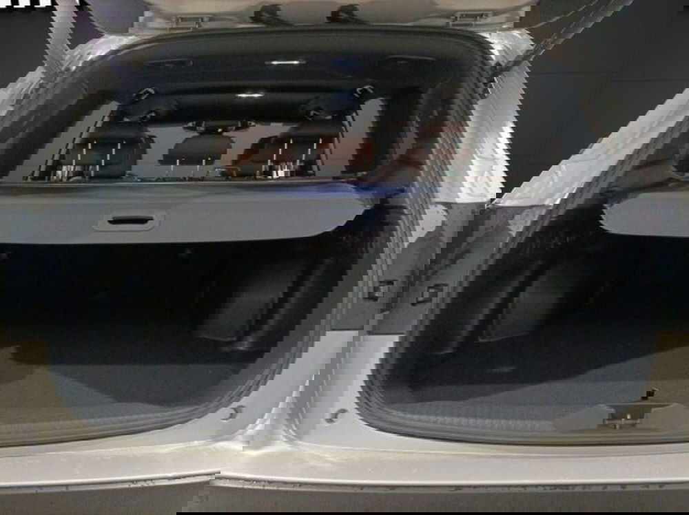 Subaru Forester nuova a Novara (18)