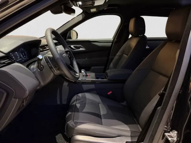 Land Rover Range Rover Velar nuova a Livorno (12)