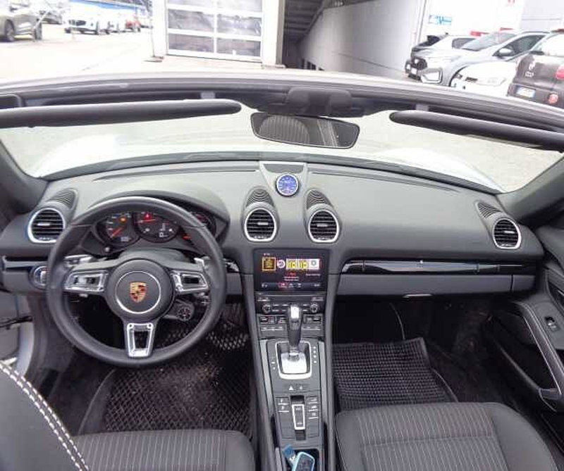 Porsche 718 Boxster  usata a Treviso (12)