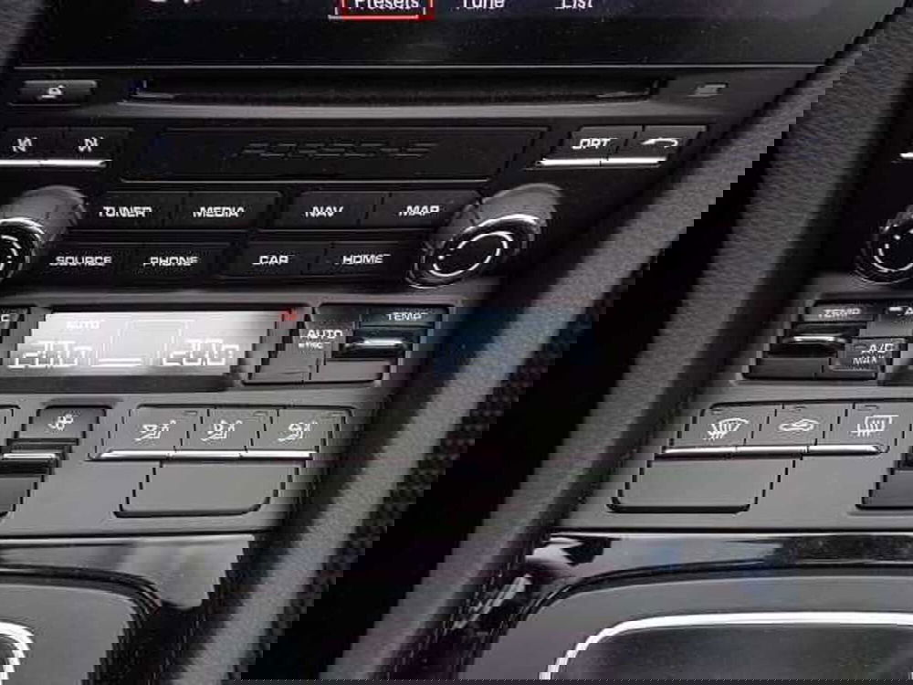 Porsche 718 Boxster  usata a Treviso (16)