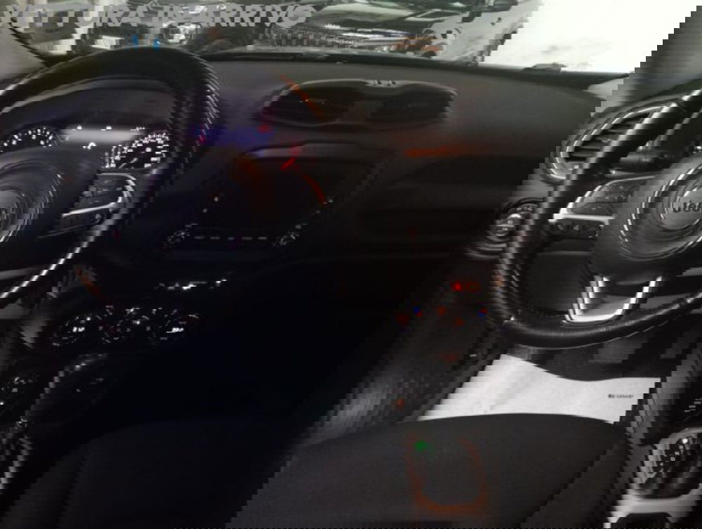 Jeep Renegade usata a Modena (8)