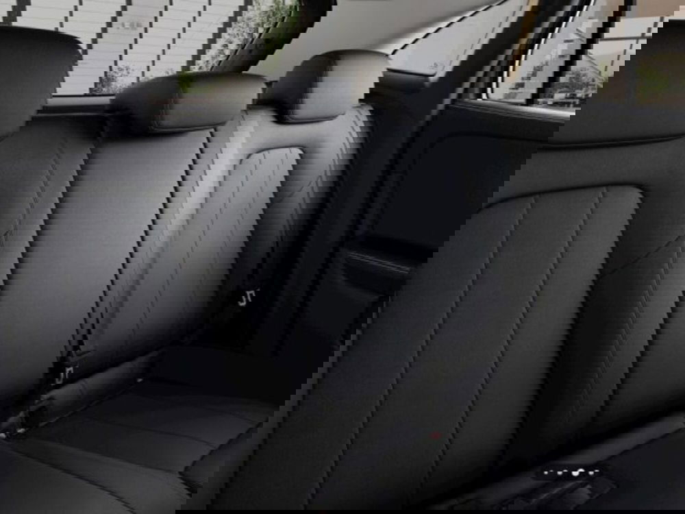 Mercedes-Benz GLA SUV nuova a Verona (7)