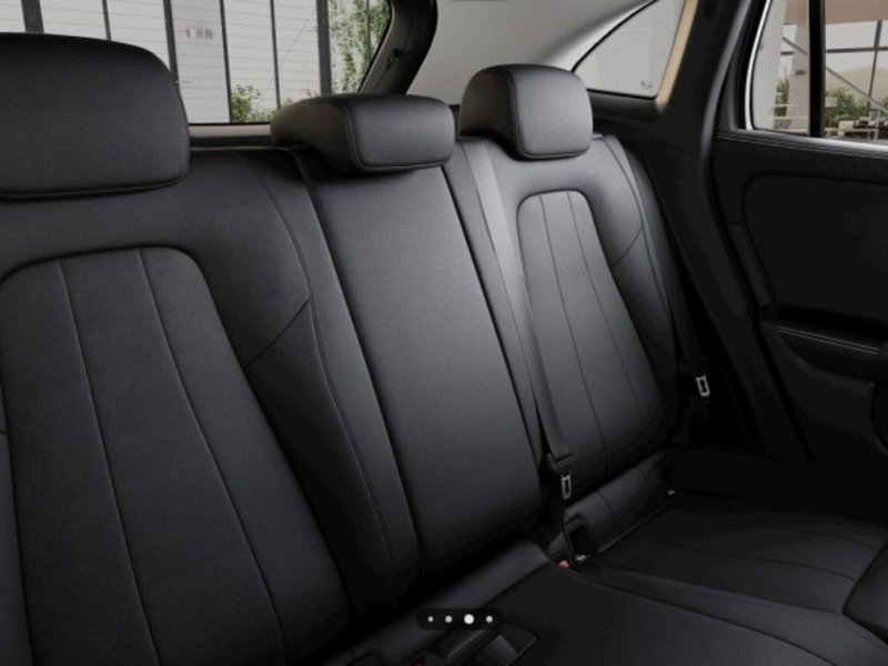 Mercedes-Benz GLA SUV nuova a Verona (7)