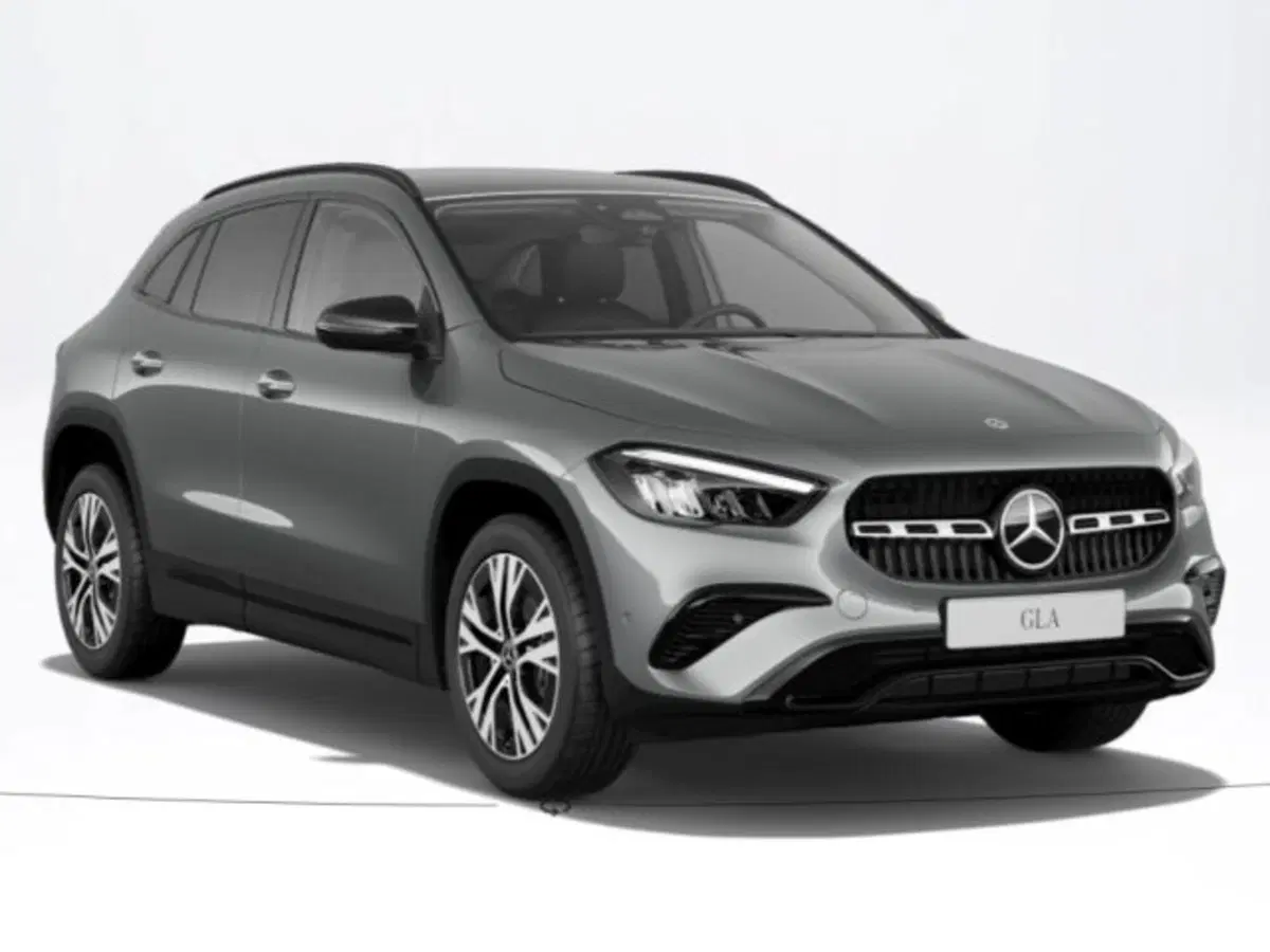 Mercedes-Benz GLA SUV nuova a Verona