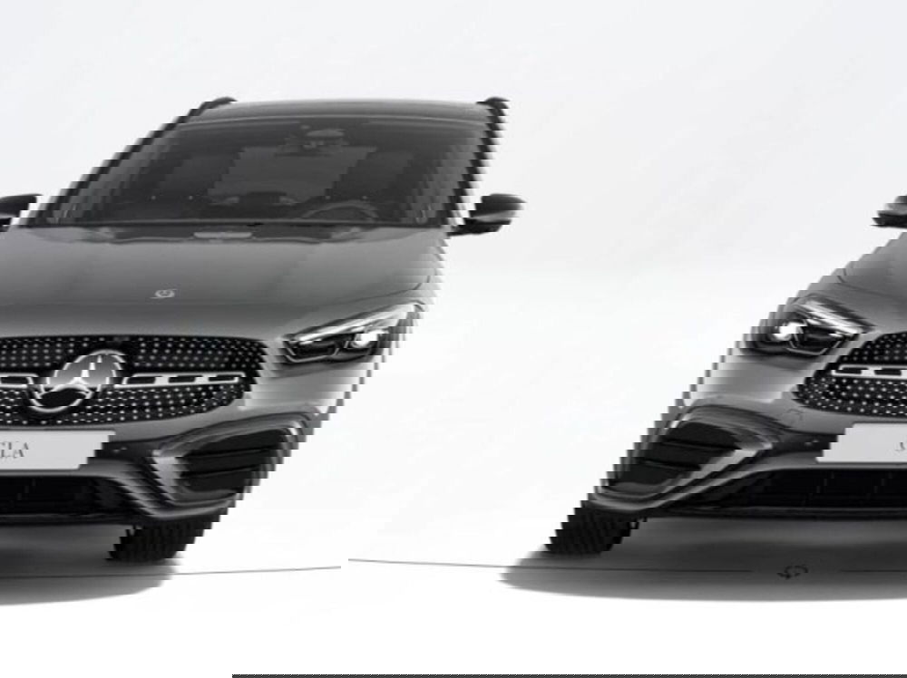 Mercedes-Benz GLA SUV nuova a Verona (3)
