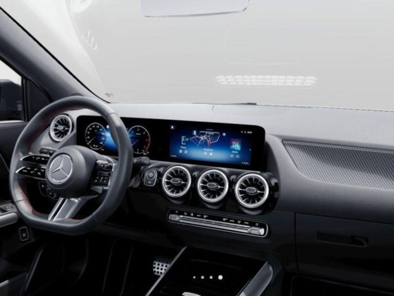 Mercedes-Benz GLA SUV nuova a Verona (5)