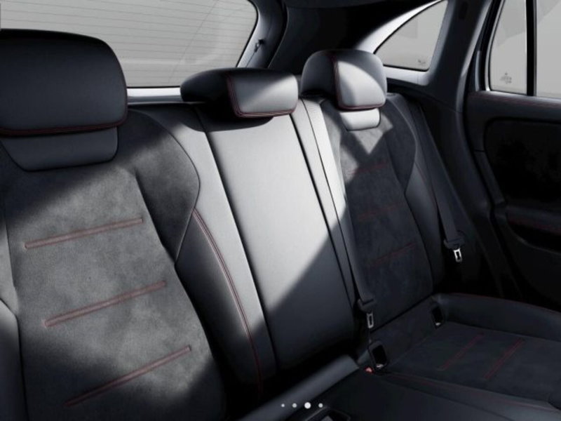 Mercedes-Benz GLA SUV nuova a Verona (6)