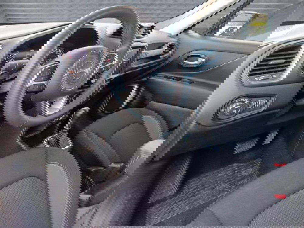 Jeep Renegade usata a Bari (9)