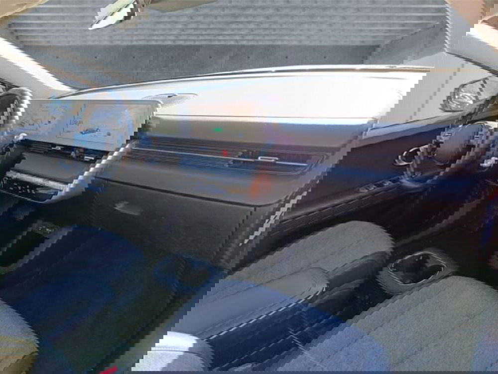 Hyundai Ioniq 5 usata a Bari (12)