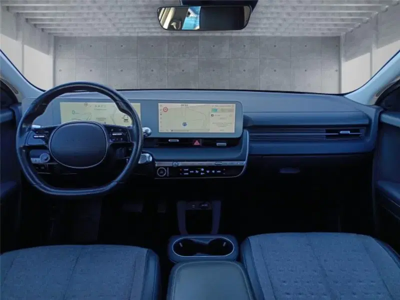 Hyundai Ioniq 5 usata a Bari (13)