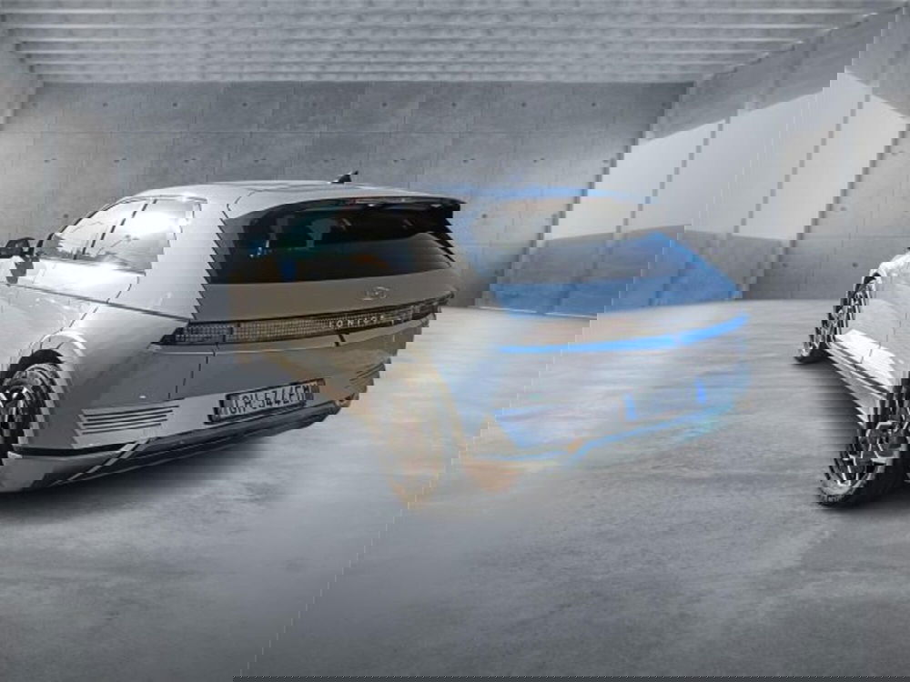 Hyundai Ioniq 5 usata a Bari (4)